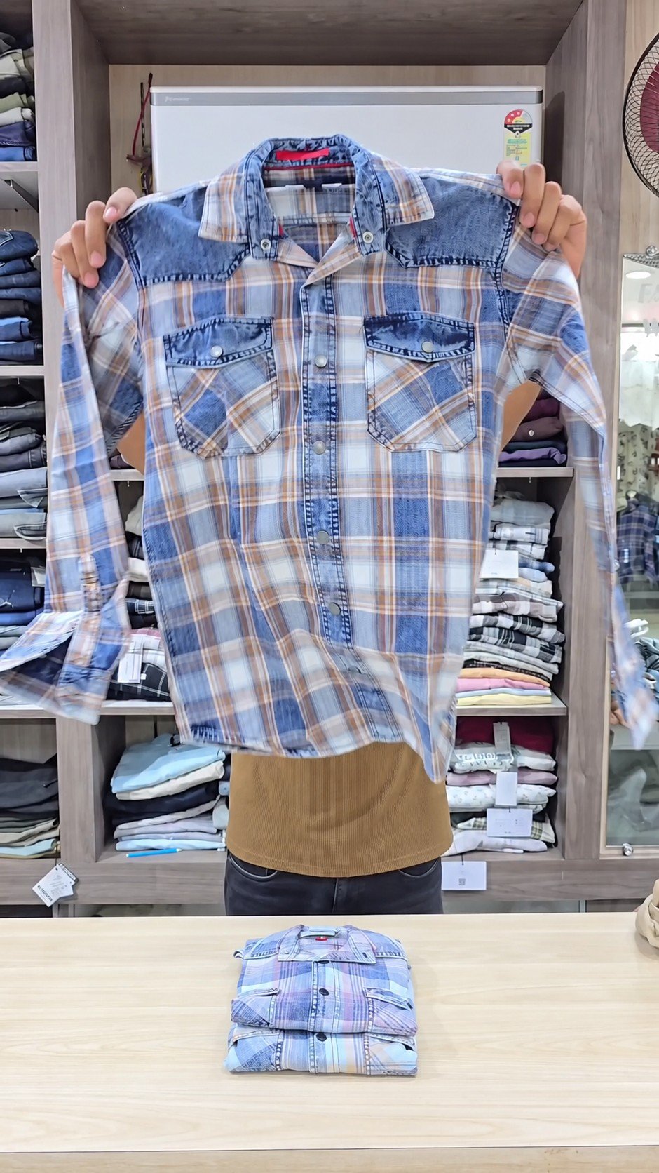 Men’s Stylish Checked Shirt - Image 2
