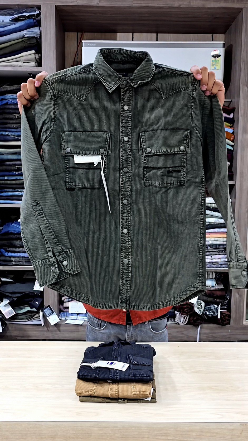 Smart Street Style Fashion Wear Men’s Classic Denim Shirt - Image 2